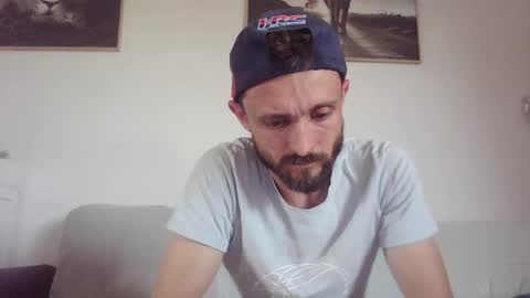 french_truck online show from April 19, 3:55 pm