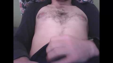 Snapshot of frencheeboy chatting on January 24, 11:26 am frencheeboy online show from January 24, 11:26 am