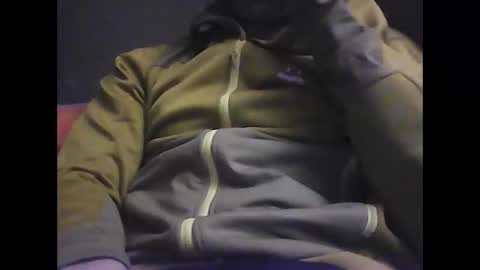 Snapshot of frencheeboy chatting on November 12, 11:03 pm frencheeboy online show from November 12, 11:03 pm