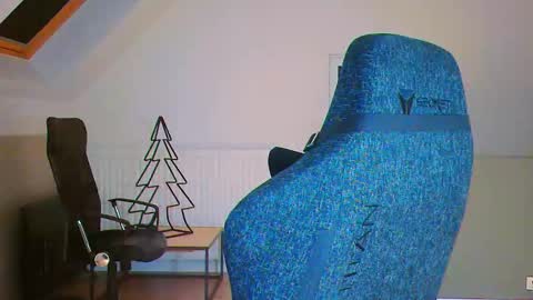 French fries online show from March 14, 6:13 pm