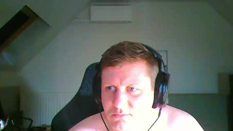 Snapshot of frenchfrieswithmayo chatting on May 10, 7:08 pm French fries online show from May 10, 7:08 pm