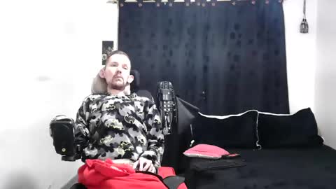 Thomas y Sophia online show from December 16, 1:31 am