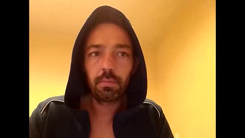 Snapshot of frenchy23uk chatting on November 2, 4:20 pm frenchy online show from November 2, 4:20 pm
