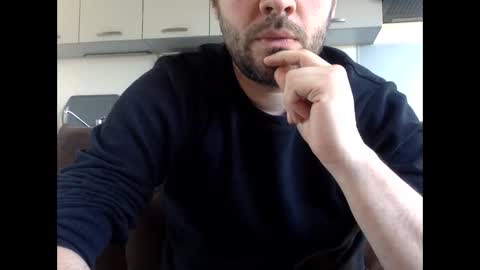 Snapshot of frenchy_from_paris chatting on March 15, 1:50 pm frenchy_from_paris online show from March 15, 1:50 pm