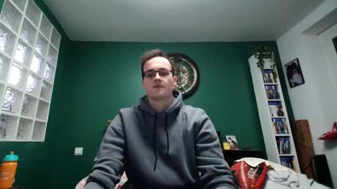 Snapshot of frenchyian chatting on November 24, 9:20 am Ian online show from November 24, 9:20 am