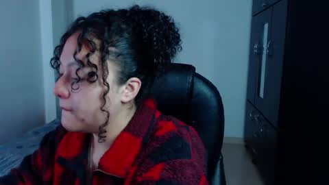 Louise  online show from December 9, 5:40 am