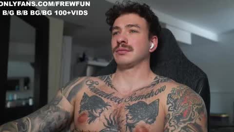 Snapshot of frewfun chatting on November 17, 6:24 pm cameron online show from November 17, 6:24 pm