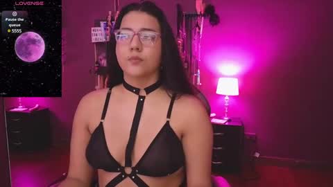 Snapshot of freya_aspen chatting on January 27, 9:55 pm online show from January 27, 9:55 pm
