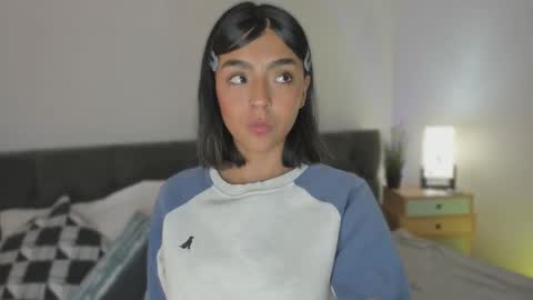 Snapshot of freya_stonee chatting on February 26, 11:41 am Freya online show from February 26, 11:41 am