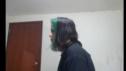 freyaa_sorceress online show from January 27, 6:41 am