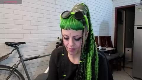 freyaa_sorceress online show from October 15, 4:12 am