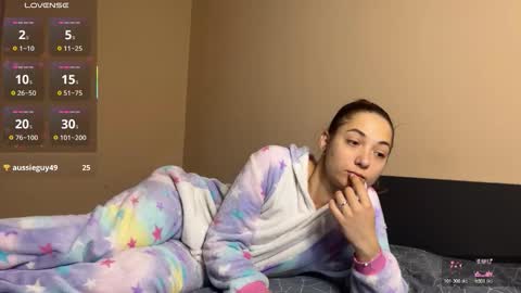 Snapshot of freyaoliver chatting on October 26, 11:20 pm FreyaOliver online show from October 26, 11:20 pm