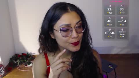 Snapshot of freyarouge chatting on June 14, 4:53 pm freyarouge online show from June 14, 4:53 pm