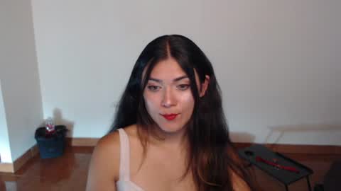 Snapshot of freyarouge chatting on June 23, 5:44 pm freyarouge online show from June 23, 5:44 pm