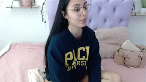 Freyja online show from October 1, 9:43 pm