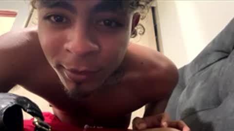 freyva_ online show from April 20, 5:54 am