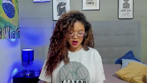 Frezzita online show from December 20, 7:54 pm