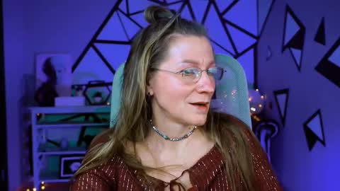 Snapshot of fridatander chatting on February 16, 1:05 pm Frida Tander online show from February 16, 1:05 pm