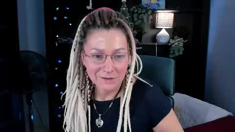 Frida Tander online show from December 20, 5:25 am