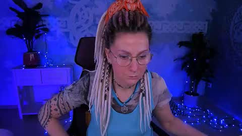 Frida Tander online show from February 25, 5:06 am