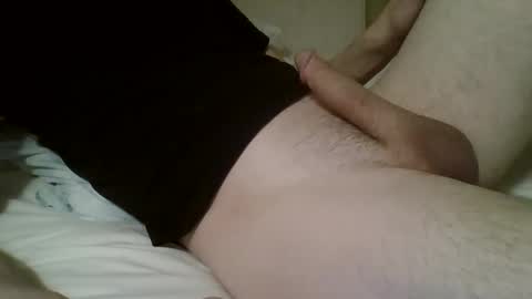 friendly_frank_18 online show from February 26, 10:09 pm