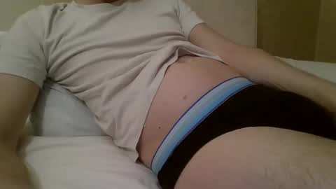 friendly_frank_18 online show from April 7, 10:42 pm