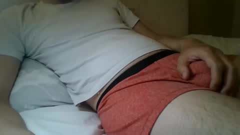 Snapshot of friendly_frank_18 chatting on June 5, 10:59 pm friendly_frank_18 online show from June 5, 10:59 pm