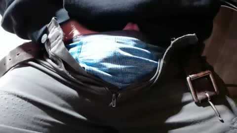 Snapshot of frighterkill13 chatting on December 2, 4:29 am frighterkill13 online show from December 2, 4:29 am