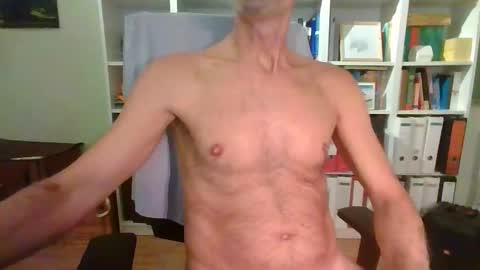 Snapshot of frisco69 chatting on October 31, 5:47 pm frisco69 online show from October 31, 5:47 pm