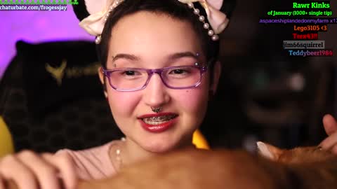   Jaywise Frogfoot  online show from January 17, 9:28 pm