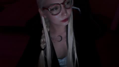 Lilith online show from March 5, 9:11 pm