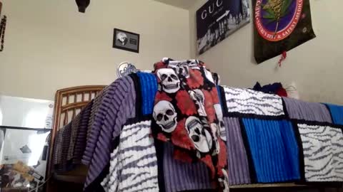 fromthabac online show from April 15, 2:46 pm