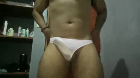 Snapshot of froningcross chatting on September 14, 3:05 am froningcross online show from September 14, 3:05 am