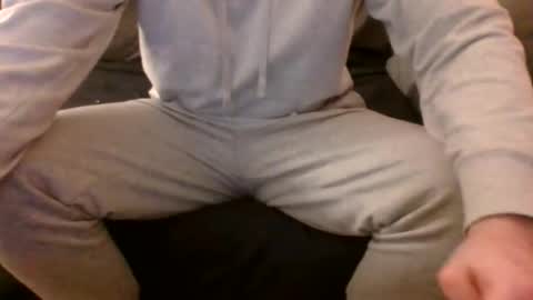 Frowxy online show from February 15, 11:45 pm