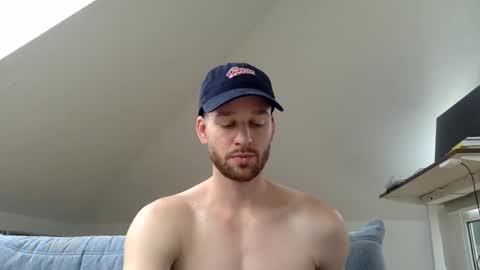 Snapshot of frozenyoga chatting on October 12, 10:25 am frozenyoga online show from October 12, 10:25 am