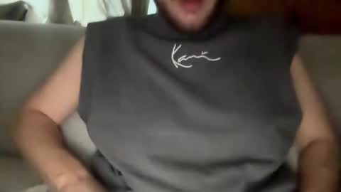 ftmstud93 online show from December 14, 2:00 pm