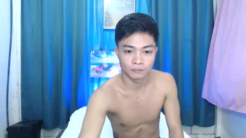 Snapshot of fuck_by_zack chatting on December 5, 12:00 pm Zack online show from December 5, 12:00 pm