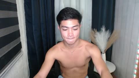 Snapshot of fuck_by_zack chatting on March 12, 2:23 pm Zack online show from March 12, 2:23 pm