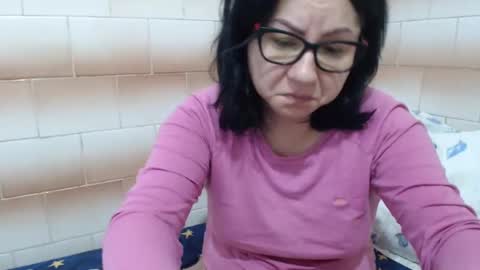 Ella online show from January 3, 6:33 am