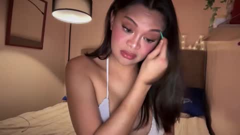Snapshot of fuckalicious_ella chatting on May 21, 6:37 pm ella online show from May 21, 6:37 pm