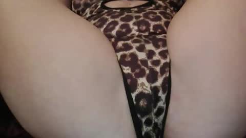 Snapshot of fuckanaries69 chatting on November 19, 4:23 am Aries69 online show from November 19, 4:23 am