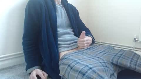 fuckbeatb online show from December 2, 1:28 pm