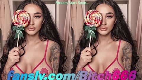   online show from December 5, 12:55 pm