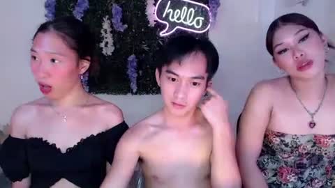Snapshot of fuckboy_zachxx chatting on February 18, 10:05 am online show from February 18, 10:05 am