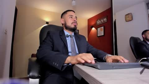 SERGIO THE SEX LAWYER online show from March 17, 3:33 am