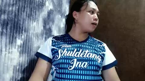 ITS ME CRYSTAL online show from May 22, 10:10 am
