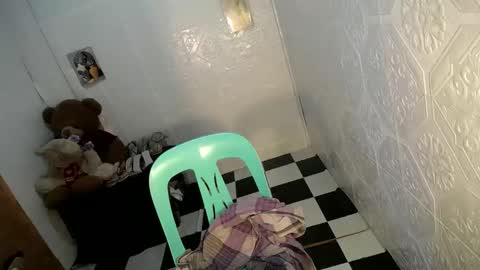 Snapshot of fuckingrads chatting on February 8, 9:13 am sexy 7inchCock online show from February 8, 9:13 am