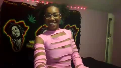 Snapshot of fuckitwehere chatting on October 31, 3:51 am fuckitwehere online show from October 31, 3:51 am