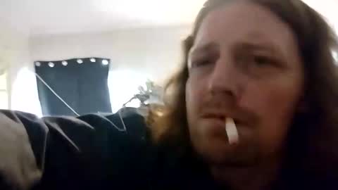 Snapshot of fucuhard420 chatting on February 24, 8:47 pm pothead420 online show from February 24, 8:47 pm