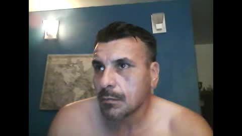 Snapshot of fuegolento22 chatting on October 4, 1:36 am fuego1ento22 online show from October 4, 1:36 am